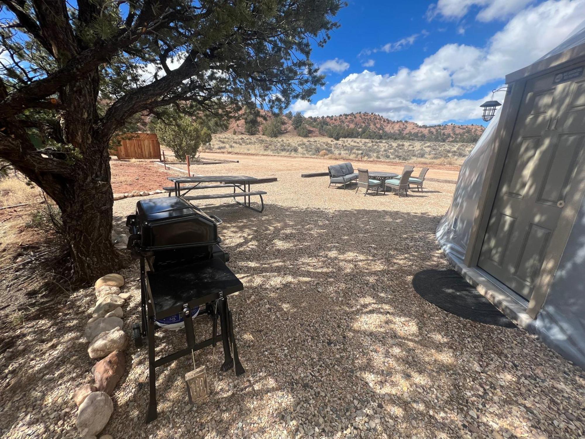 Bryce Glamp And Camp