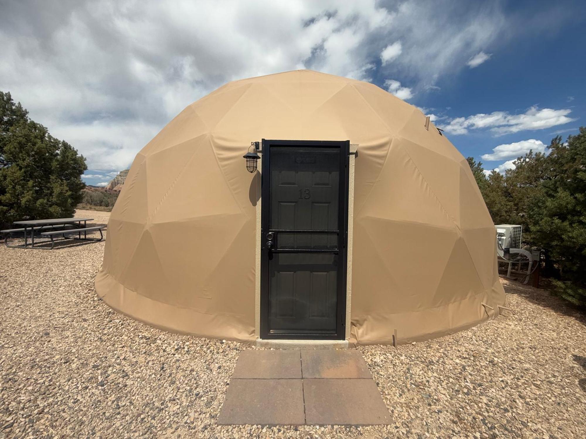 Bryce Glamp And Camp